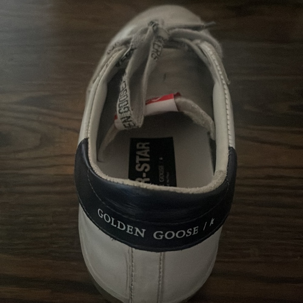 Super Star golden goose kept in great condition! - Picture 5 of 9